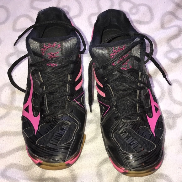 mizuno rx3 volleyball shoes